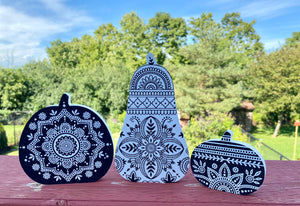 Wooden Pumpkins Cutout Decor