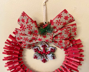 Christmas Clothespin Wreath