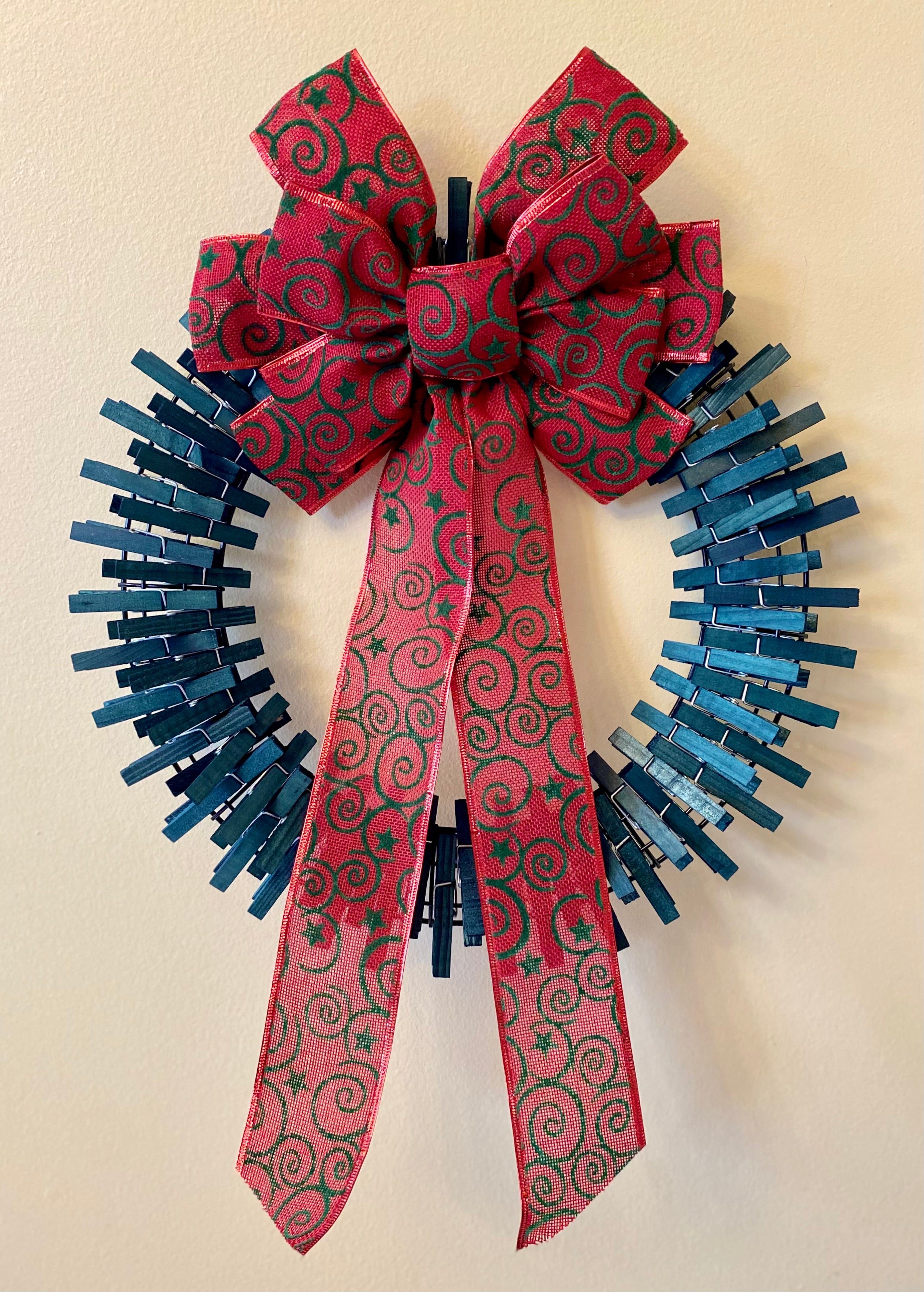 Christmas Clothespin Wreath