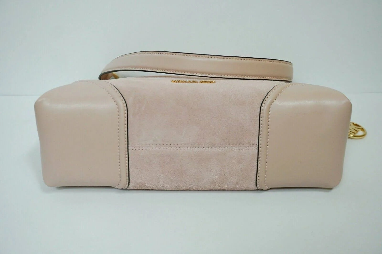 Michael Kors - Nicole Medium Leather Shoulder Bag – Calina's